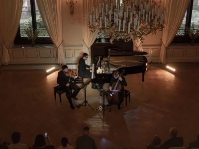 Билеты на Вивальди и Пьяццолла. Времена года (Особняк Мясникова) / Концерт | Афиша | ИнфоТаймс