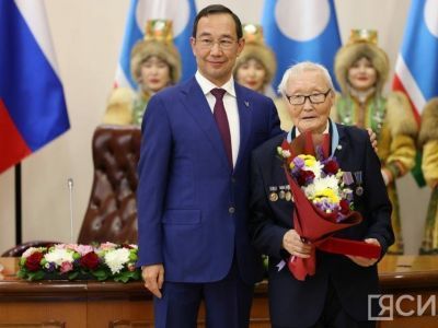 Петр Слепцов удостоен Высшей государственной награды Якутии