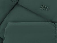 Утепленное пальто с капюшоном