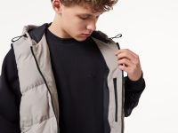 Мужской жилет Lacoste приталенного кроя