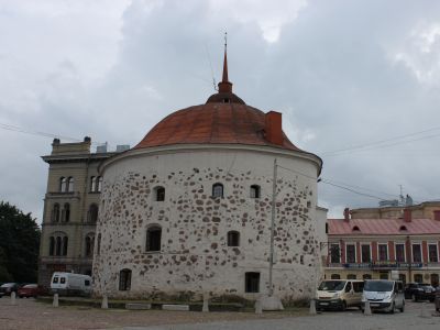 Круглая башня