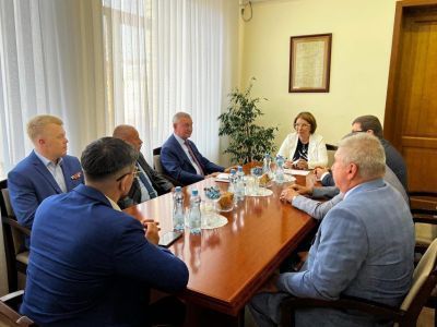 Вице-премьер Якутии Ольга Балабкина встретилась с участниками проекта «Дорогами Победы»