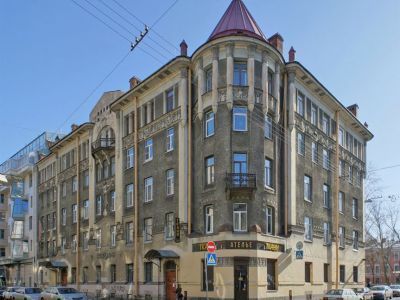 Дом Товарищества на паях для устройства жилищ, учрежденного Обществом для пособия бывшим воспитанникам Императорского Санкт-Петербургского Коммерческого Училища и их семействам