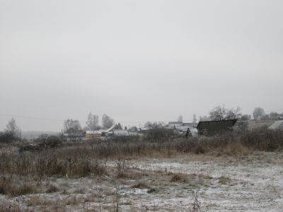 Памятное место, где родился, работал и был в 1942 г. казнен гитлеровцами комсомолец, связной партизанского отряда А.Леонькин