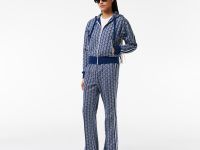 Женские расклешенные спортивные брюки Lacoste с монограммой