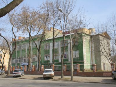 Здание, где в терапевтическом отделении областной клинической больницы работали ученые-медики П.А. Ясницкий, В.П. Первушин, Б.Н. Лебедевский, В.К. Модестов