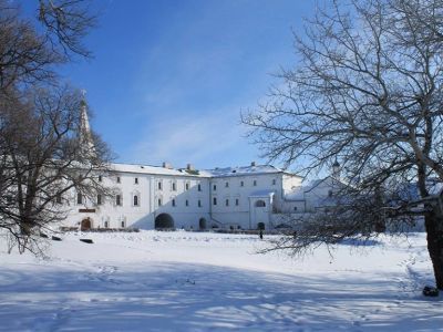 Здание Архиерейского дома с Благовещенской трапезной церковью