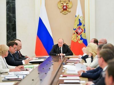 Путин: За пару лет нужно избавиться от позора с «обманутыми дольщиками»