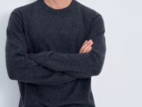 Джемпер прямого силуэта с округлым вырезом