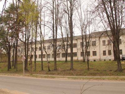 Школа, в которой в 1937-1940 гг. учился Герой Советского Союза Михайлов Борис Александрович