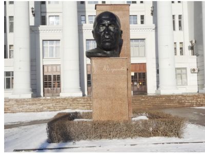 Памятник А.С. Серафимовичу