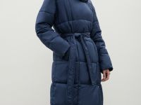 Стеганое утепленное пальто с поясом