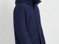 Пуховое полупальто с накладными карманами и капюшоном