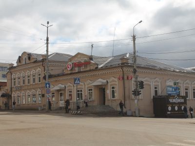 Дом Калашникова