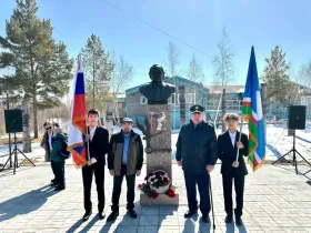 Ветераны СВО провели урок мужества в Высшей школе музыки Якутии