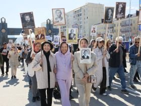 Фото. В Якутске акция «Бессмертный полк» собрала более 50 тысяч человек