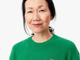 Женский шерстяной свитер Lacoste с круглым вырезом