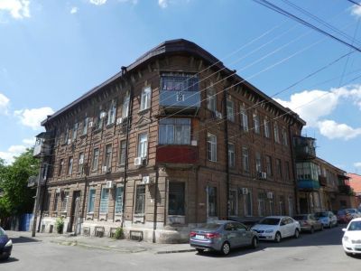 Доходный дом З.-В. и С. Веселовских