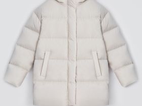 Стеганый пуховик с воротником-стойкой