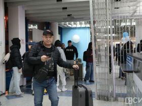 В аэропорту Якутска проводили пассажиров юбилейного рейса в Харбин