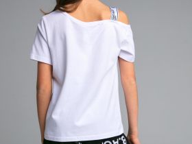 Фуфайка трикотажная для девочек (футболка)