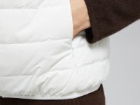 Пуховый жилет с натуральным пухом