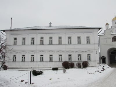 Здание богадельни Покровского монастыря