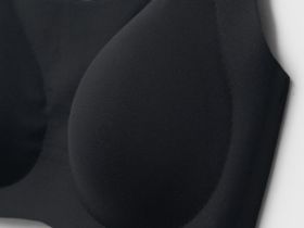 Бесшовный бюстгальтер с формованными чашками, Черный