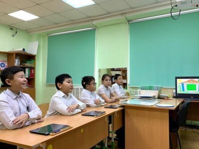 День учителя отметили в коррекционной школе для неслышащих обучающихся