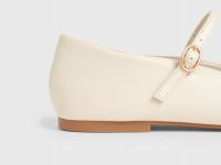 Балетки, Бежевый