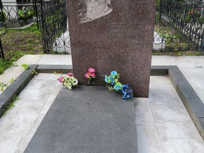 «Могила Грабовского Павла Арсеньевича (1864-1902)»