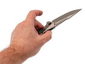 Складной нож TUOTOWN Guerrero, сталь M390, рукоять Grey Crystal Ti/Green Carbon Fiber