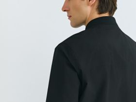 Бомбер на молнии, Черный