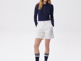 Женские шорты Lacoste свободного кроя
