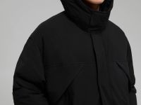 Пуховое пальто свободного силуэта с капюшоном