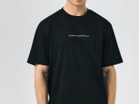 Футболка с принтом и патчем, Черный