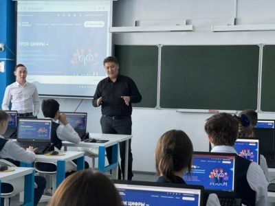 «Урок цифры» поможет изучить искусственный интеллект и работать с промптами