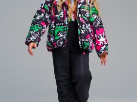 Куртка текстильная с полиуретановым покрытием для девочек