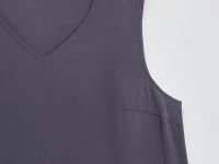 Платье с v-образным вырезом