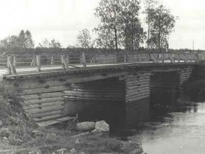 Мост на реке Сиянге