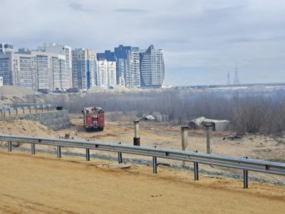Возгорание сухой травы ликвидировали на Зеленом лугу в Якутске