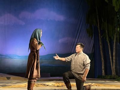 В Якутске состоялся первый спектакль для людей с нарушениями зрения