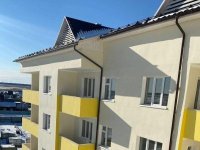 В Усть-Алданском районе для переселенцев из аварийного жилья построили многоквартирный дом