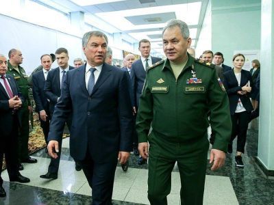 Вячеслав Володин: отец троих детей останется дома