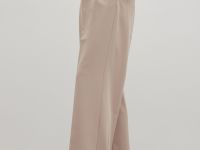 Брюки с защипами