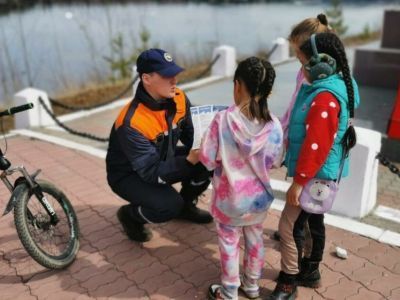 В Службе спасения Якутии напомнили, какие опасности могут ожидать детей летом