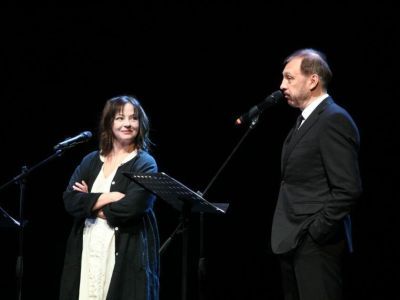 В Якутск приехали известные артисты России Евгения Добровольская и Сергей Чонишвили