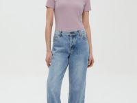 Футболка приталенного силуэта