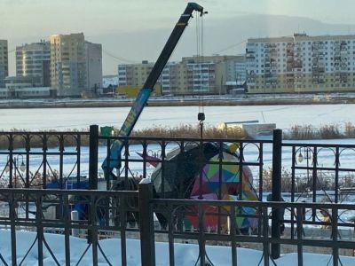 Скульптуру испанского художника в Якутске демонтируют по инициативе депутата