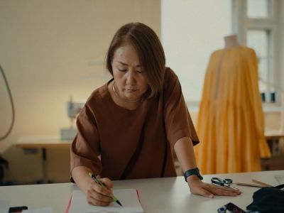 Якутский дизайнер Надежда Докторова стала героиней документального фильма «Кому на Руси шить хорошо»